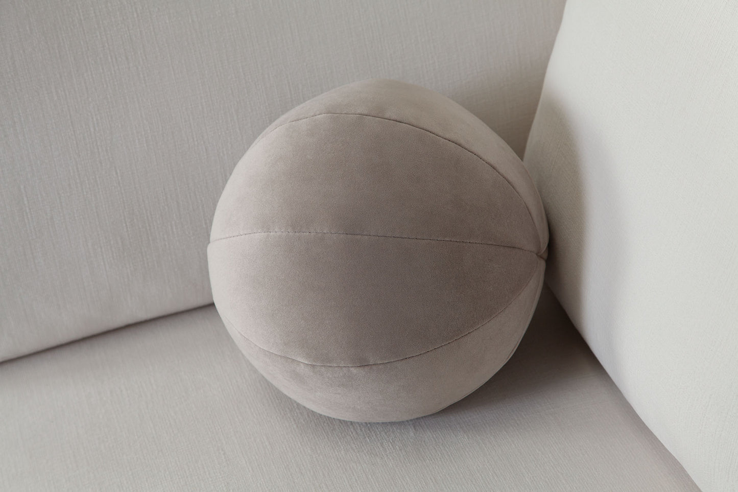 Round Accent Pillows