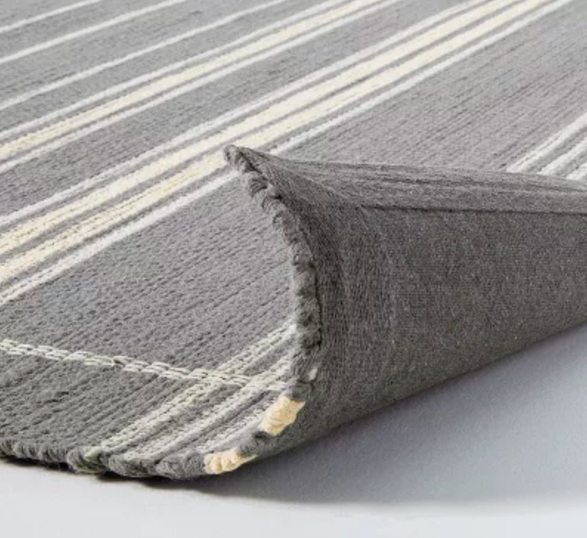 7'x10' Wool Blend Variegated Stripe Area Rug