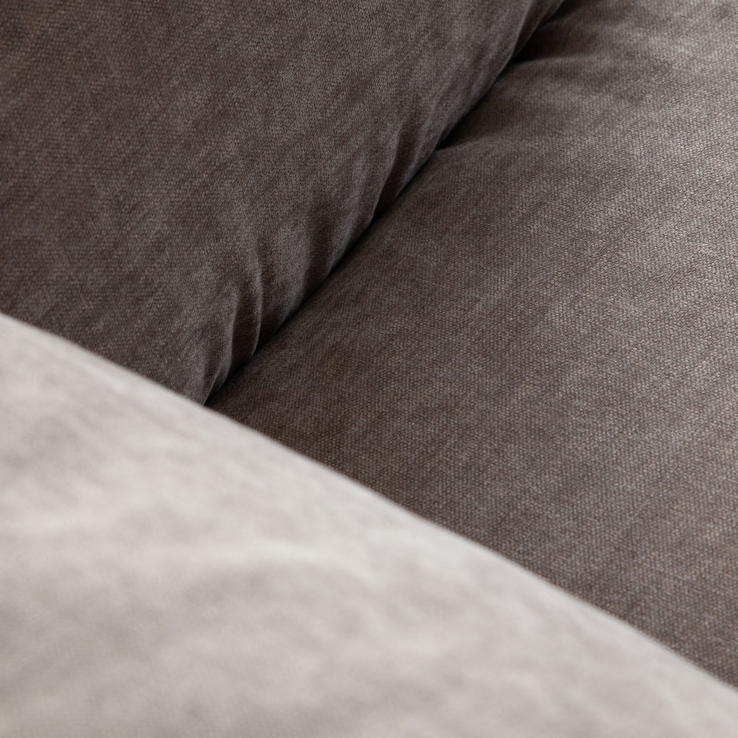 Leigh Modular Sectional
