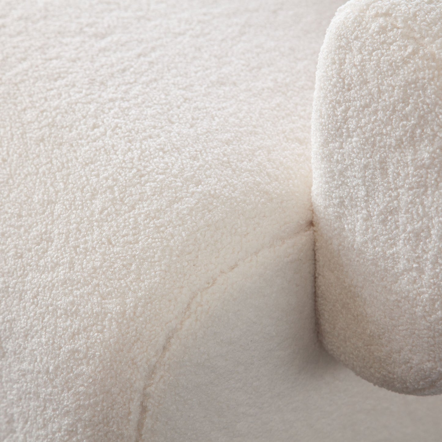 Mammoth Accent Chair