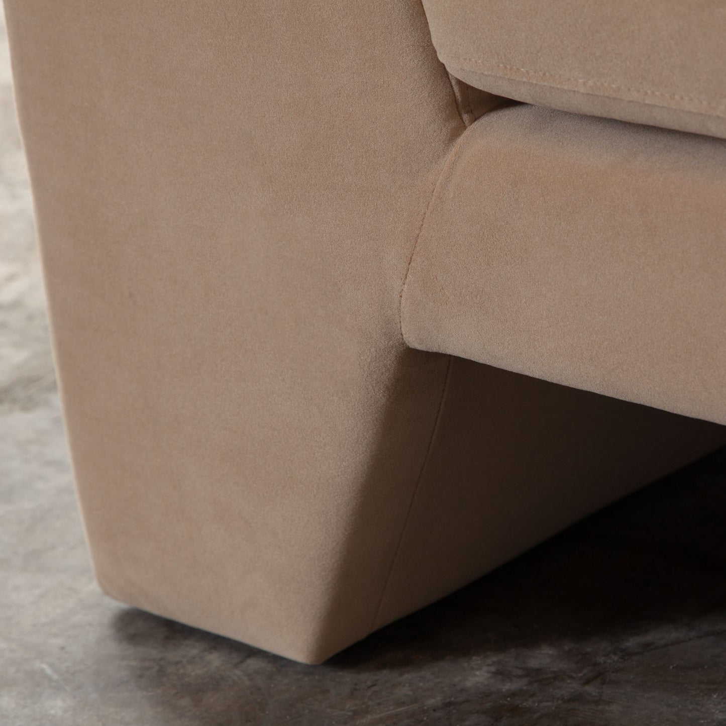 Rift Sofa
