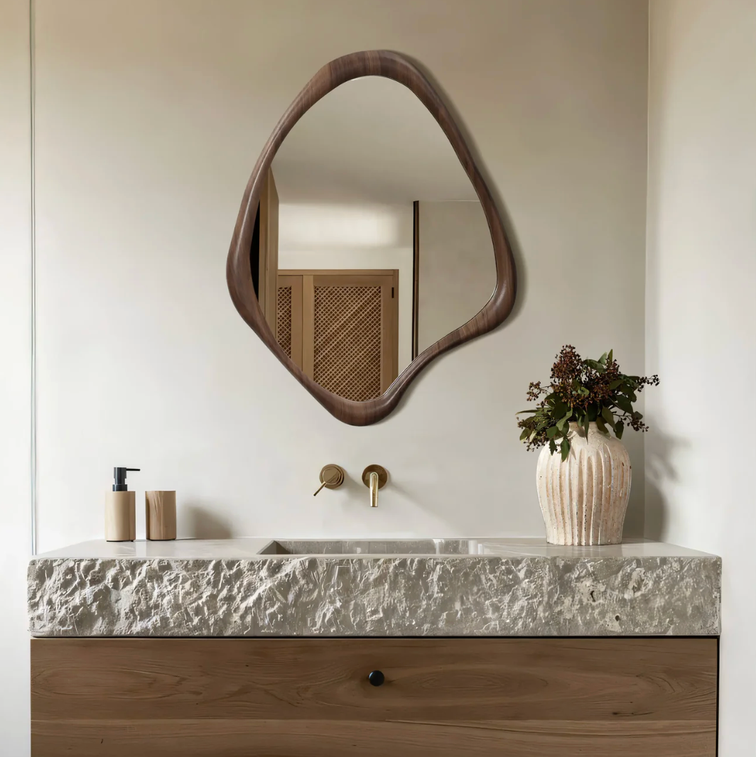 The Sculpt Mirror