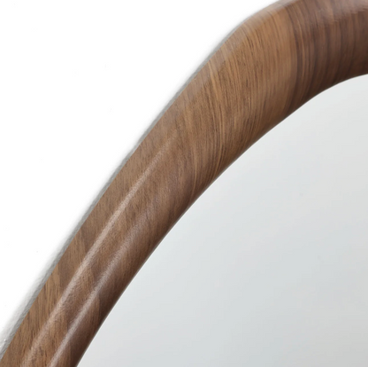The Sculpt Mirror