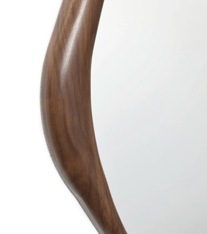 The Sculpt Mirror